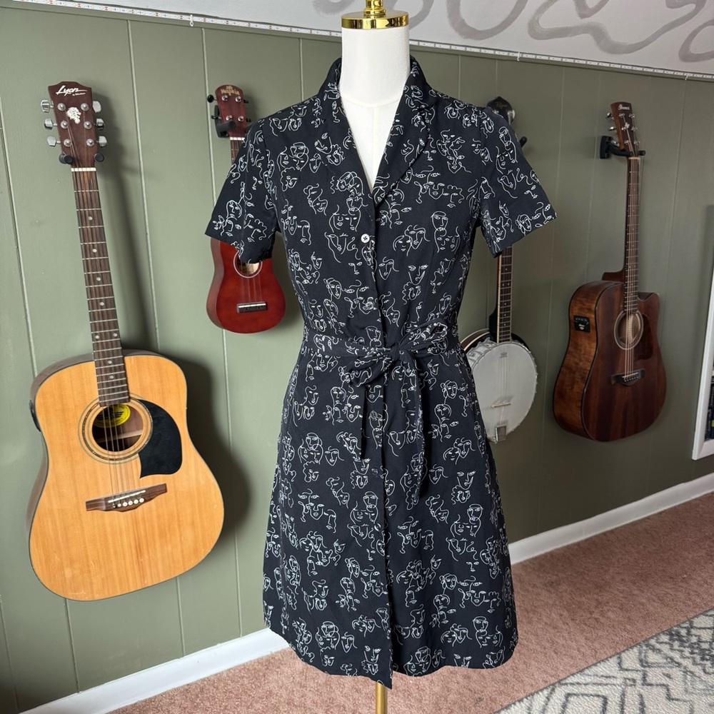 Modern Linework Face Collared Dress with Tie